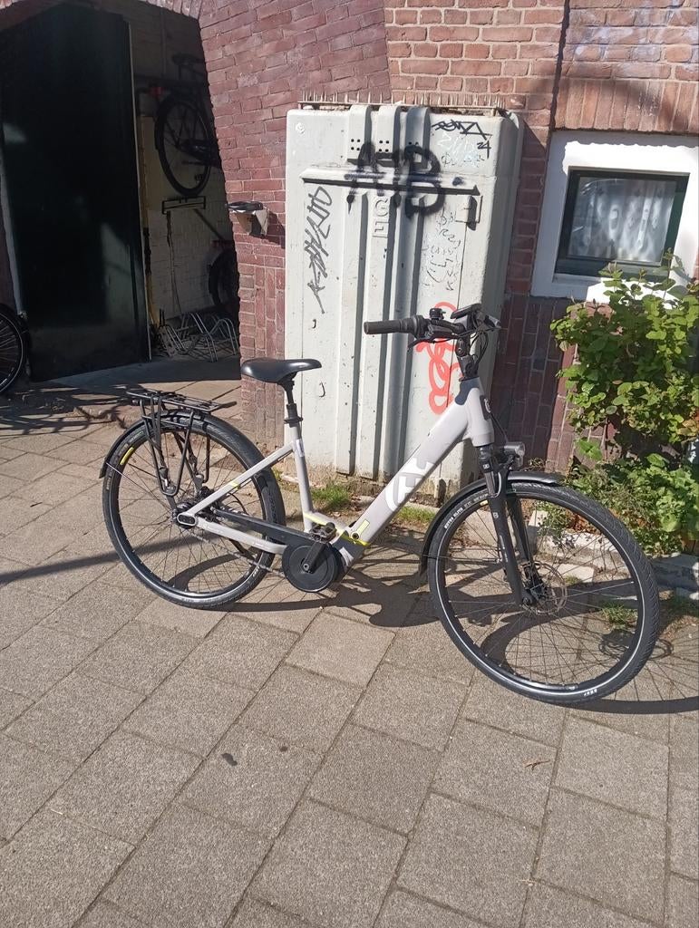 Bosch Husqvarna towner 2 1,600km, Ophalen of Verzenden, Zo goed als nieuw