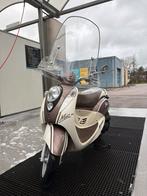 Sym Mio 2012 (geel kenteken), Fietsen en Brommers, Scooters | SYM, Maximaal 45 km/u, Zo goed als nieuw, Benzine, 50 cc