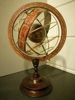 OUDE ITALIAANSE ARMILLARIUM PLANETARIUM HOUT/METAAL 35X20 CM, Gebruikt, Ophalen of Verzenden, Interactief, Italië