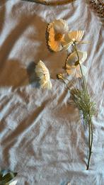 Mooie kunstbloem, Ophalen of Verzenden, Zo goed als nieuw