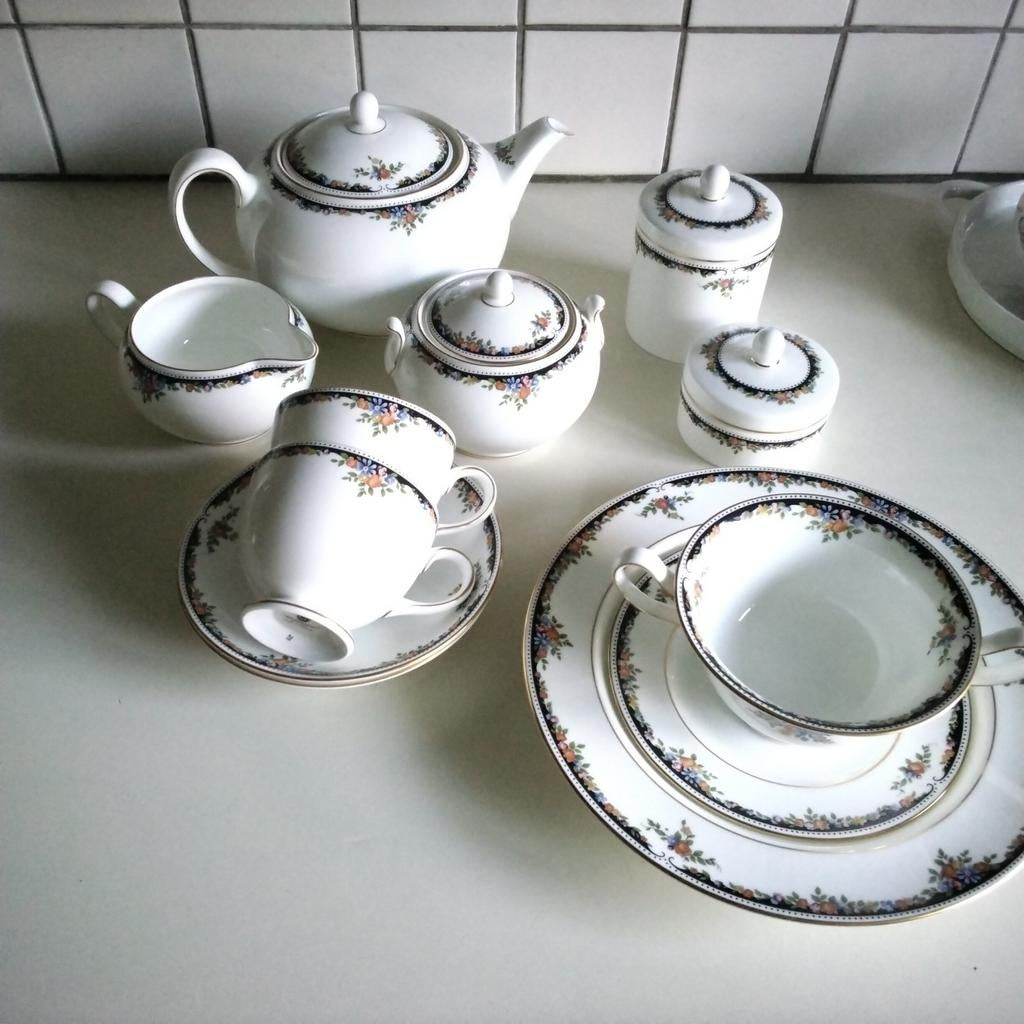 Wedgwood  osborne servies, Verzenden, Zo goed als nieuw, Wedgwood, Kop(pen) en/of Schotel(s)