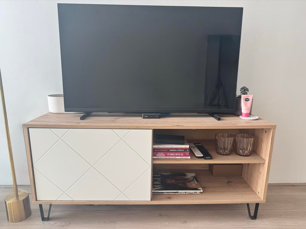 TV meubel Meubella - Zo goed als nieuw (123x40x55cm), Ophalen, 100 tot 150 cm, Zo goed als nieuw, Minder dan 100 cm
