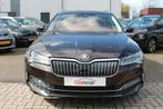 Skoda Superb Combi 1.4 TSI iV Business Edition Plus VC Trekh, Stof, Gebruikt, 4 cilinders, Bruin
