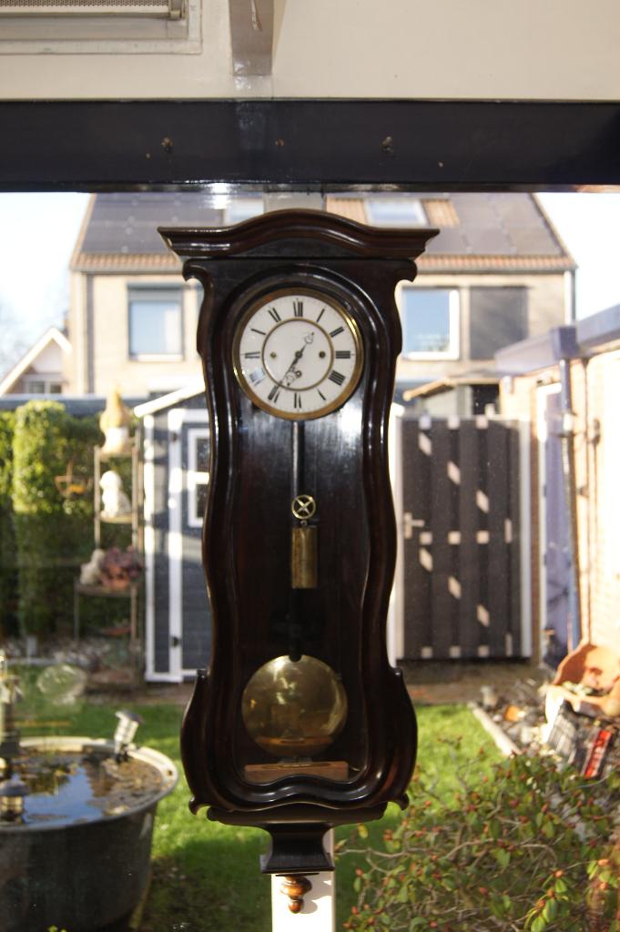 Weense klok 1 Gewicht met 3 sleutelgaten ( Grand Sonnerie, Antiek en Kunst, Ophalen of Verzenden