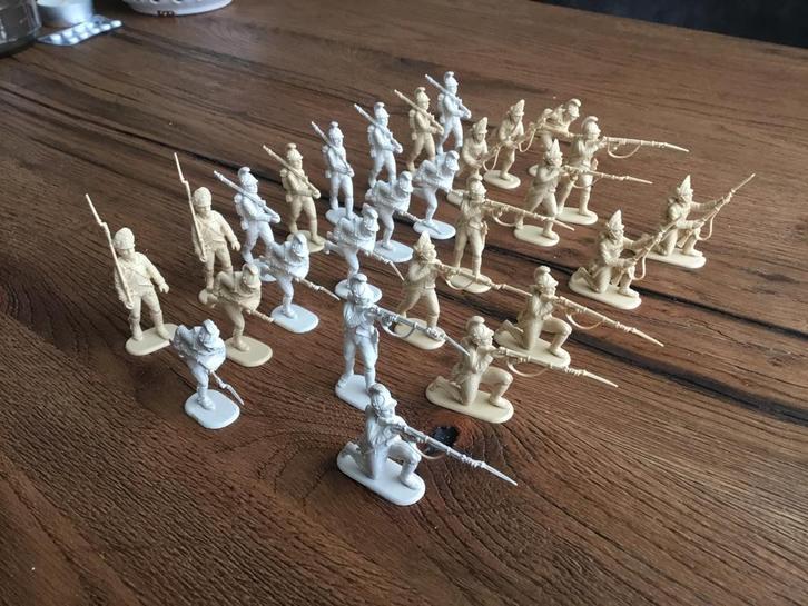 Italeri 1:32 Oostenrijkse Infanterie Figuren, Hobby en Vrije tijd, Modelbouw | Figuren en Diorama's, Zo goed als nieuw, Figuur of Figuren