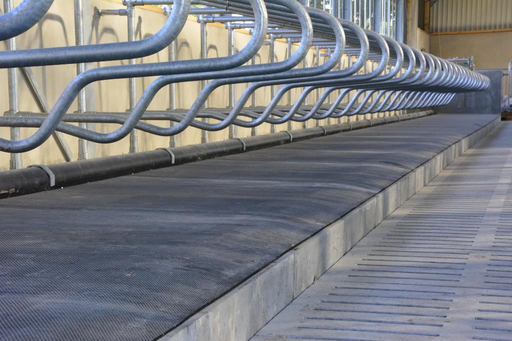 Koematras / koematrassen / rubbermat / ligbedden, Ophalen