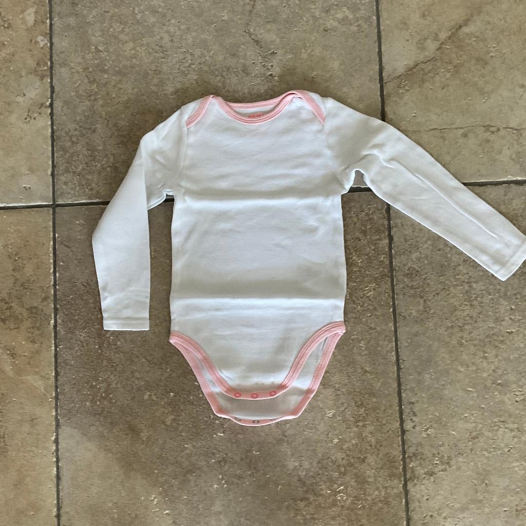 Romper wit met roze bies, Kinderen en Baby's, Babykleding | Maat 86, Nacht- of Onderkleding, Meisje, Ophalen of Verzenden, Zo goed als nieuw