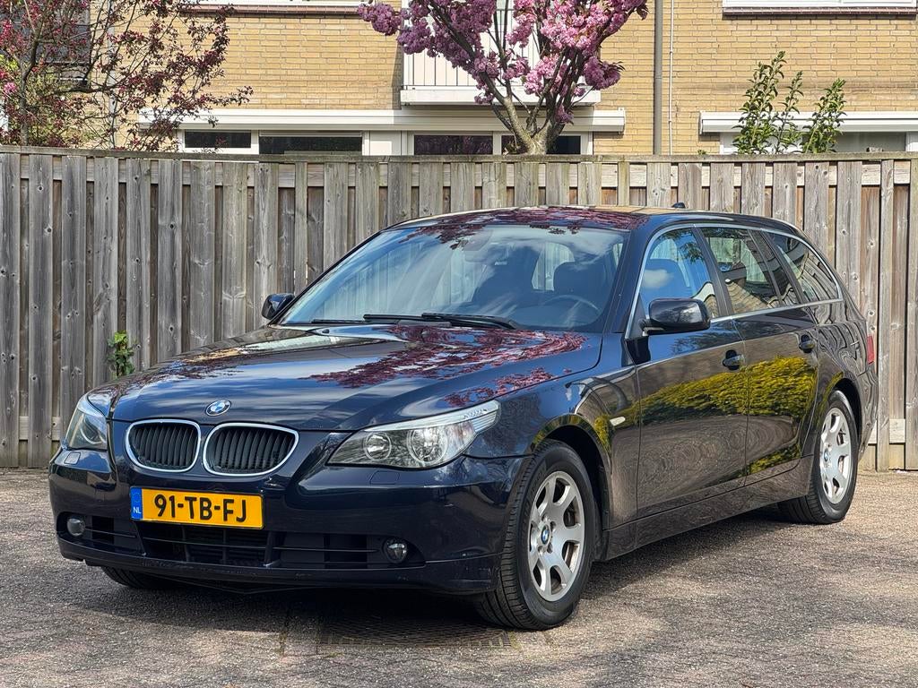 BMW 5-Serie 520D Touring AUT 2006 Blauw, Auto's, BMW, Automaat, Achterwielaandrijving, 4 cilinders, Blauw