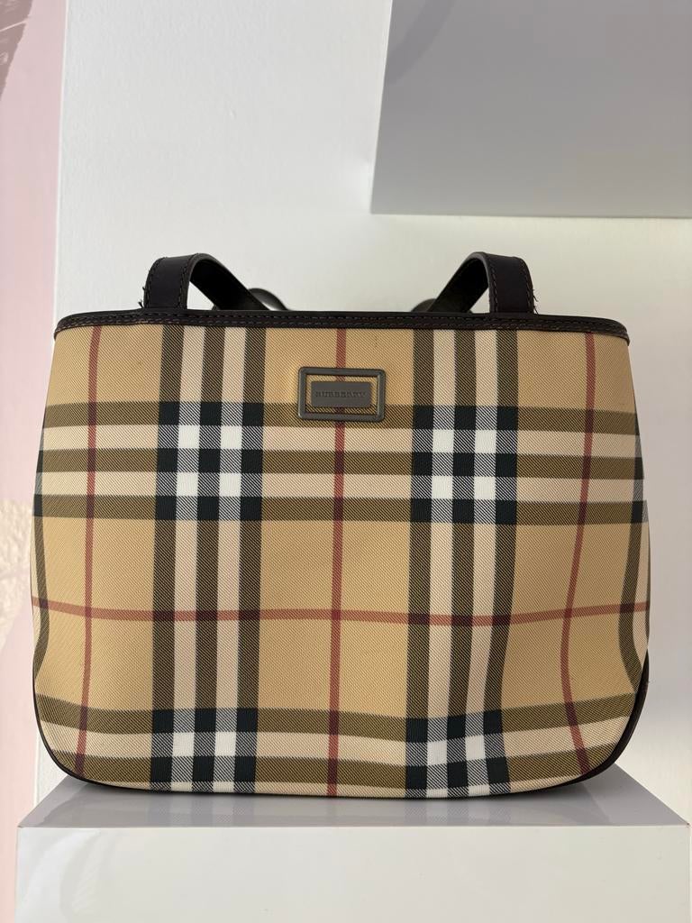 Burberry Handtas in Zeer Goede Staat, Sieraden, Tassen en Uiterlijk, Tassen | Damestassen, Ophalen of Verzenden, Zo goed als nieuw