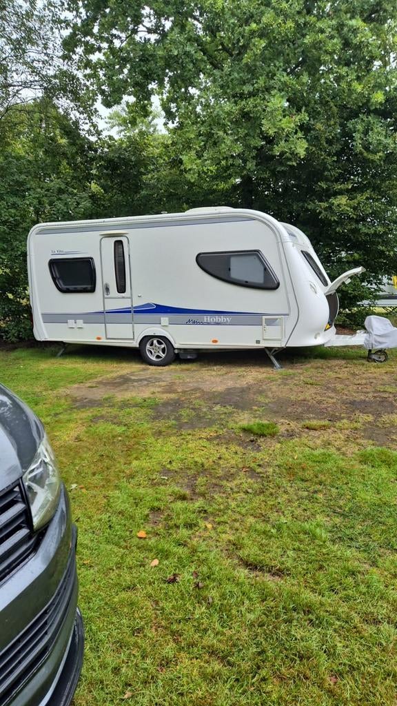 Hobby La Vita 460 UFE met dakairco, Rondzit, Hobby, Douche, Frans bed