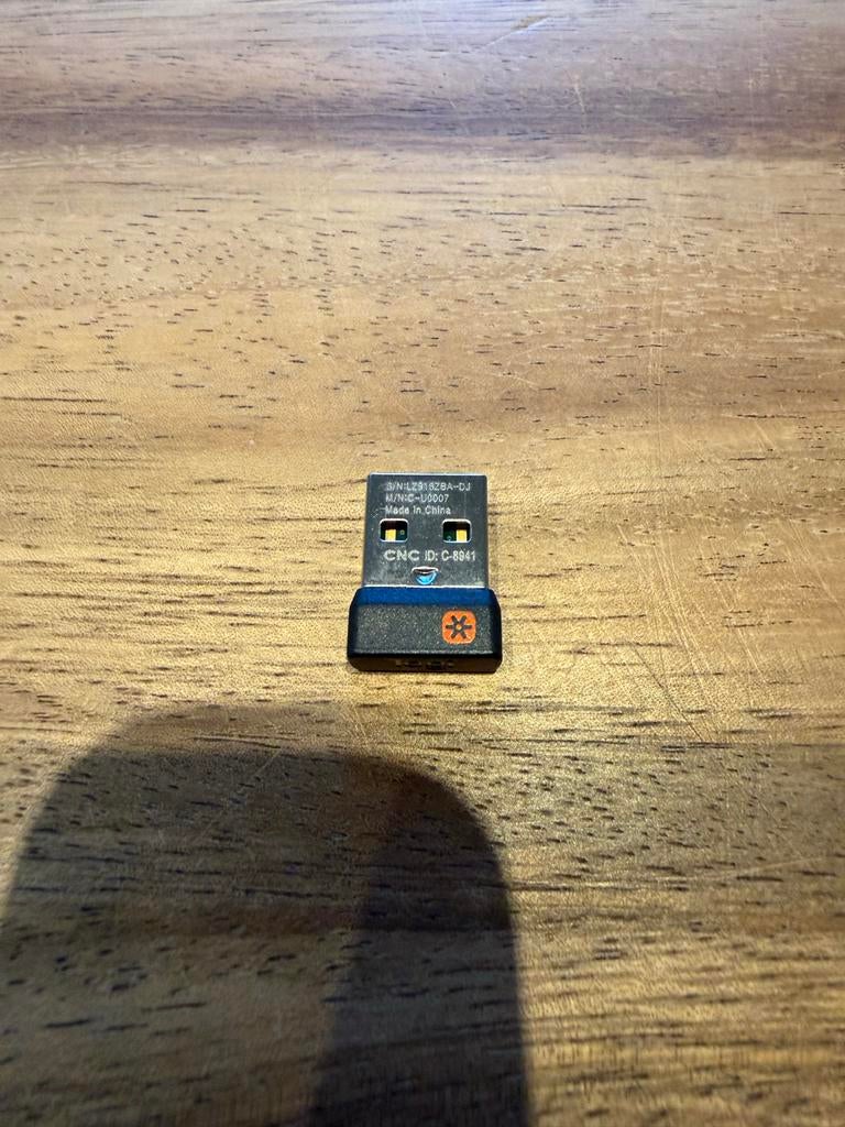 Logitech Unifying receiver, Ophalen of Verzenden, Zo goed als nieuw
