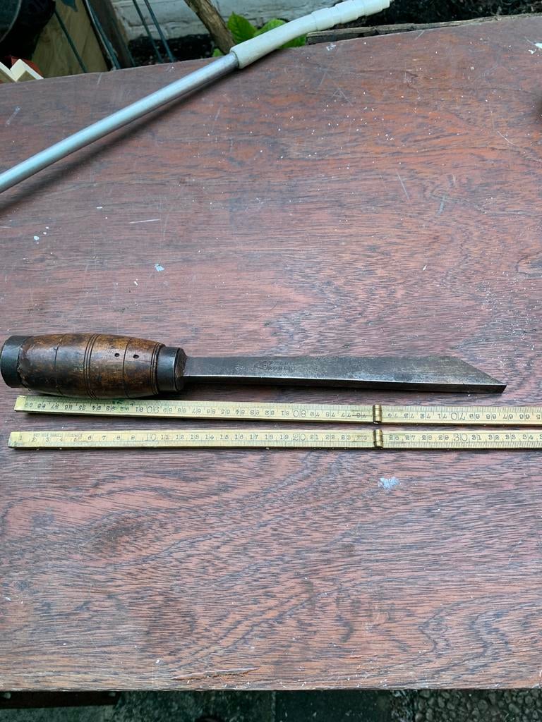 Zeer oude schietbeitel 10mm br 215+heft=330mm l ferdinrubens, Antiek en Kunst, Ophalen of Verzenden