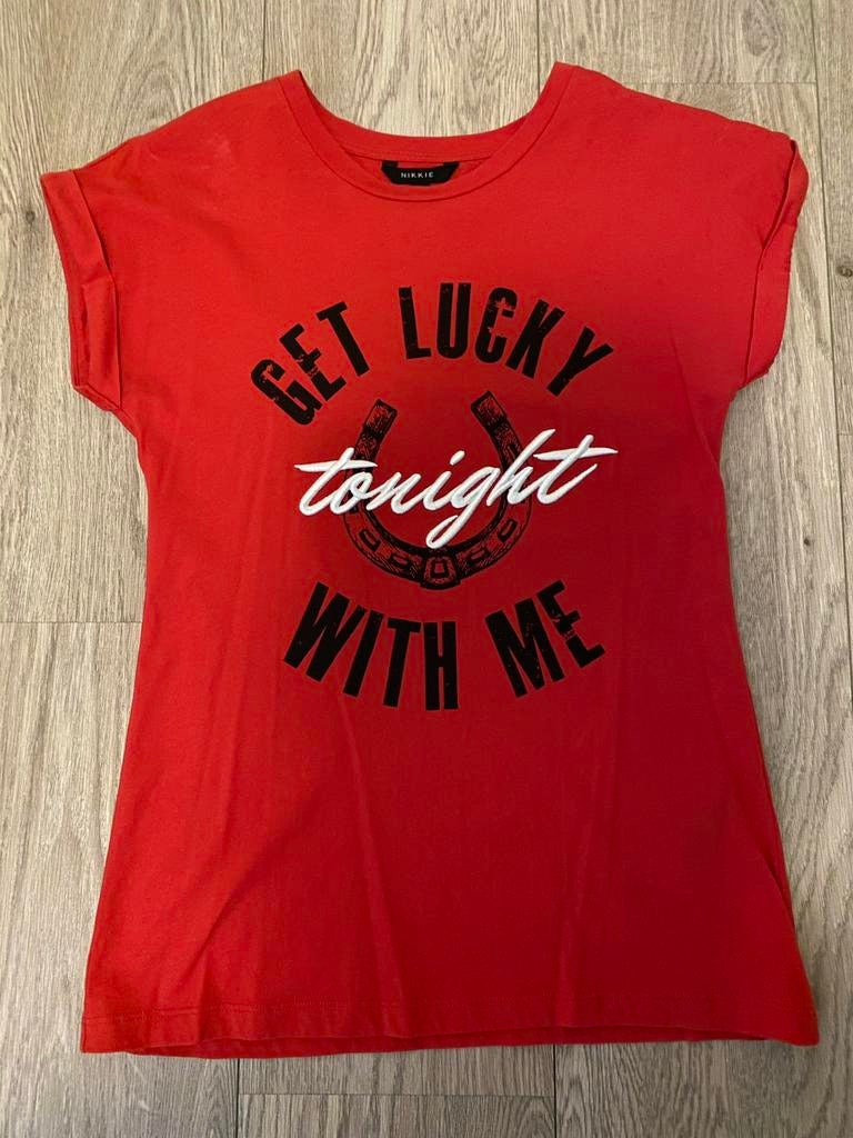 Shirt Nikkiemaat 34 zgan, Kleding | Dames, T-shirts, Ophalen, Zo goed als nieuw, Korte mouw, Maat 34 (XS) of kleiner