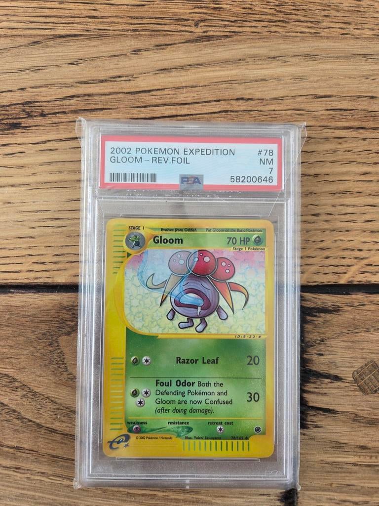 Pokemon Kaart Gloom PSA 7 - 2002, Hobby en Vrije tijd, Verzamelkaartspellen | Pokémon, Ophalen of Verzenden, Nieuw, Losse kaart