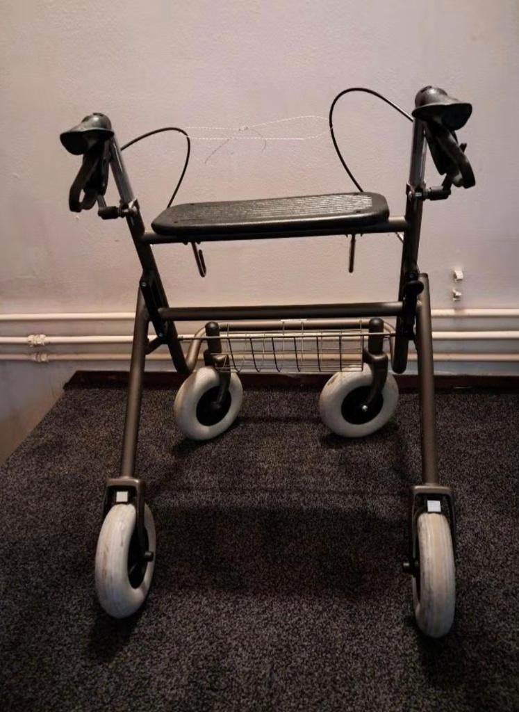 Rollator, Ophalen, Opvouwbaar, Gebruikt