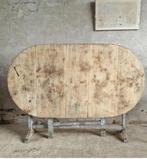 Antieke Franse ovale wijntafel in oude grijze verf, Antiek en Kunst, Ophalen