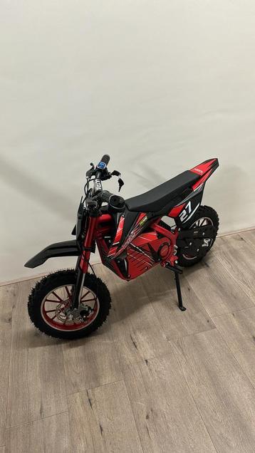 Elektrische ultra crossmotor 4 tm 10 jaar / 25km/h nieuw beschikbaar voor biedingen