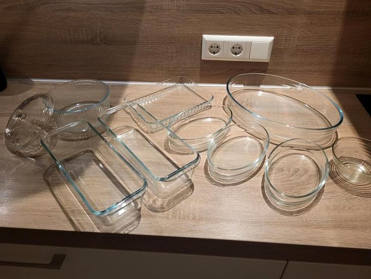 Bakvormen glas- Tupperware - spiraalsnijder, Huis en Inrichting, Keuken | Potten en Pannen, Pot, Bus of Blik, Glas, Ophalen