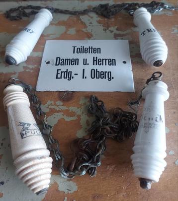 Oud bol emaille bordje gemengde toiletten  beschikbaar voor biedingen