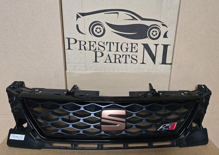 Grill Seat Leon 3 III 5F CUPRA FR GRILLE FACELIFT 5F0853654K, Auto-onderdelen, Carrosserie en Plaatwerk, Bumper, Voor, Gebruikt