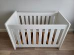 Witte houten babykamer; kast, commode en ledikant, Ophalen, Gebruikt, Jongetje of Meisje