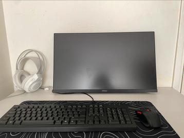Hele gaming setup beschikbaar voor biedingen