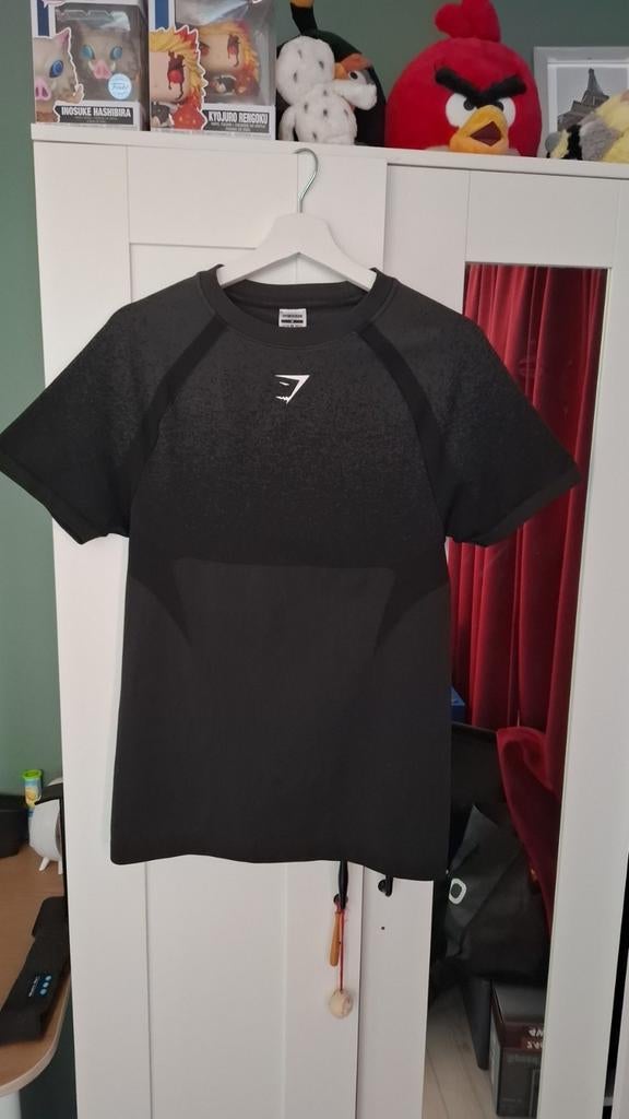 Gymshark shirt - Maat M, Maat 48/50 (M), Ophalen of Verzenden, Zo goed als nieuw, Gymshark