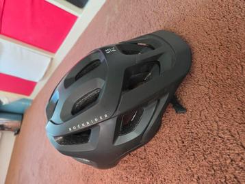 Fiethelm 55-59 cm beschikbaar voor biedingen