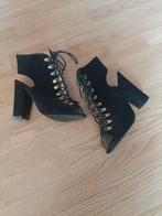 Hakken mt 40 peeptoe, Ophalen of Verzenden, Zo goed als nieuw, Zwart