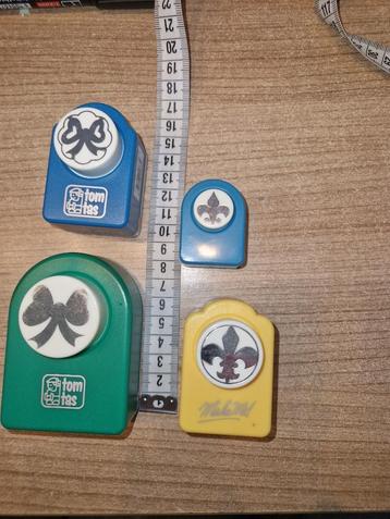 pons stik en frans lely ornament 4 x beschikbaar voor biedingen