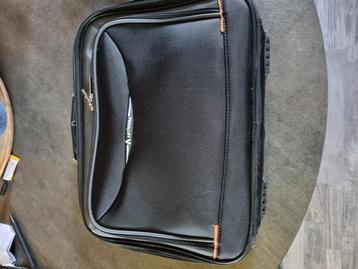 Notebook tas  beschikbaar voor biedingen