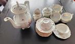 Nostalgisch 12 delig thee/koffie servies, Antiek en Kunst, Antiek | Servies compleet, Ophalen