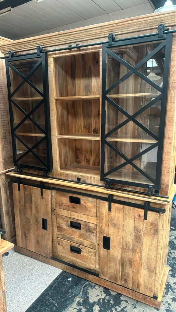 Buffetkast Dominique, Huis en Inrichting, Kasten | Buffetkasten, Zo goed als nieuw, 200 cm of meer, 150 tot 200 cm, 25 tot 50 cm
