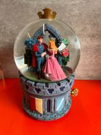 Doornroosje Snowglobe - muziekdoos, Ophalen, Sneeuwwitje of Doornroosje, Zo goed als nieuw, Beeldje of Figuurtje