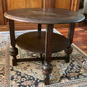 Antieke, eikenhouten ronde salontafel, diam. 71 cm beschikbaar voor biedingen