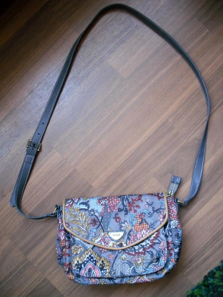 TK: Leuke dameshandtas., Sieraden, Tassen en Uiterlijk, Tassen | Damestassen, Zo goed als nieuw, Handtas, Ophalen of Verzenden