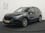 BMW X1 xDrive25e Sportline Plug In Hybrid 220pk PHEV | Camer, Gebruikt, 750 kg, Leder en Stof, Zwart
