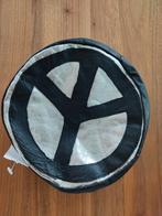Vintage Fez hoedje met peace teken - maat 57, Ophalen of Verzenden, Zo goed als nieuw, 57 cm (M, 7⅛ inch) of minder, Pet