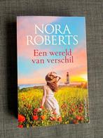 boek roman Nora Roberts - Een wereld van verschil 2 verhalen, Ophalen of Verzenden, Gelezen, Nora Roberts, Nederland