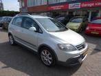 Volkswagen Golf 1.4 TSI Cross/Airco/Park.sensor/LMV/navi, Voorwielaandrijving, 1357 kg, 4 cilinders, Parkeersensor