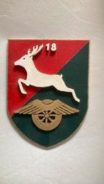 KNIL 18e Aan en Afvoer Troepen schildje, Verzamelen, Ophalen of Verzenden, Landmacht, Nederland, Embleem of Badge