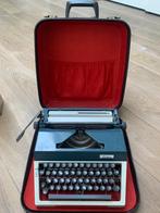 Typemachine Erika model 30 DDR vintage, Diversen, Typemachines, Ophalen, Zo goed als nieuw