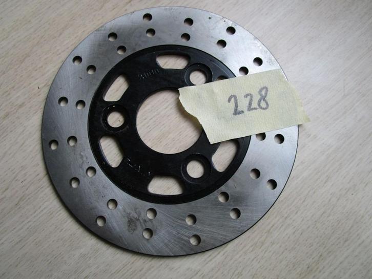 Nr.228: Remschijf voor PGO, Viarelli, Peugeot, GY6, Fietsen en Brommers, Brommeronderdelen | Algemeen, Nieuw, Overige typen, Ophalen of Verzenden