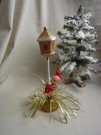 Vintage elfje in lantaarnpaal kerstdecoratie, Ophalen of Verzenden, Gebruikt