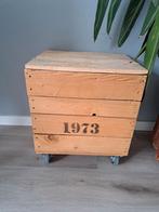 Mooie houten kist bijzettafel, Ophalen, Minder dan 50 cm, 50 tot 100 cm, Zo goed als nieuw