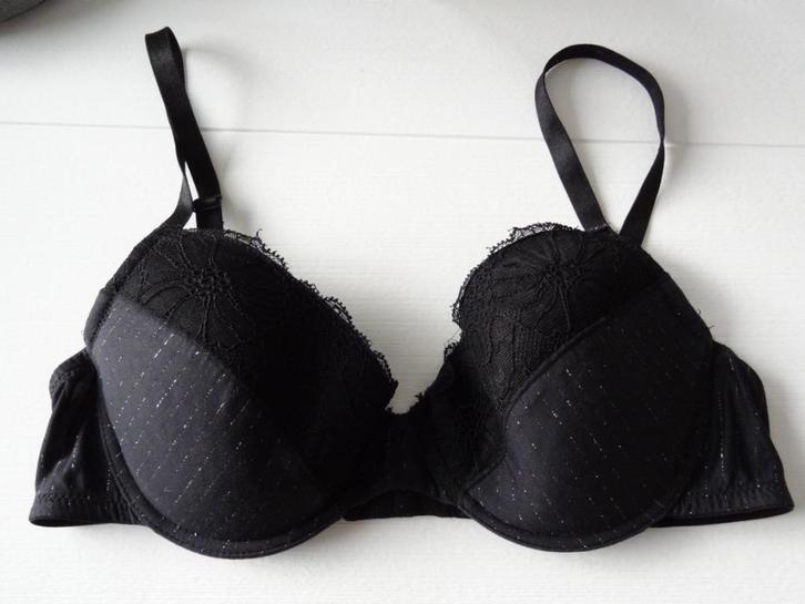 Zwarte Voorgevormde BH Met Glitterstrepen Maat 75C >Snelle V, Kleding | Dames, Ondergoed en Lingerie, BH, Zwart, Verzenden