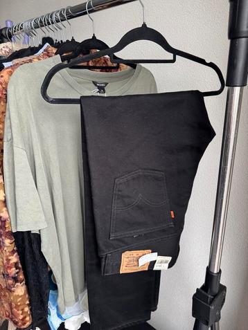 Levi’s zwarte 615 straight leg denim jeans beschikbaar voor biedingen