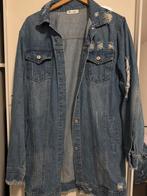 Stoere spijkerjas met destroyed details, Maat 38/40 (M), Blauw, Ophalen of Verzenden, Zo goed als nieuw