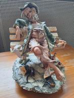 Te koop: beeld zittend mannetje op bank, Ophalen, Gebruikt, Mens