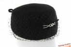 vintage Dames pillbox cocktailhoed zwart vilt met voile 56, Ophalen of Verzenden, Zo goed als nieuw, 56 of 57 cm (M, 7 of 7⅛ inch)